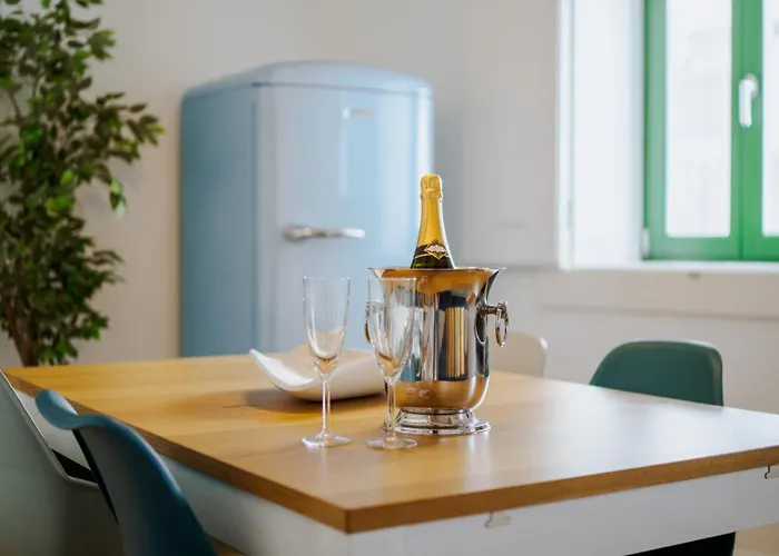 Apartamento Lovely Nest Downtown