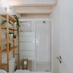 公寓 Lovely Nest Downtown *