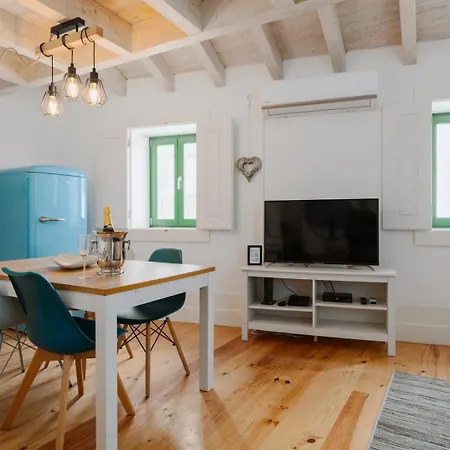 Lovely Nest Downtown *