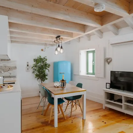 Lovely Nest Downtown Appartement